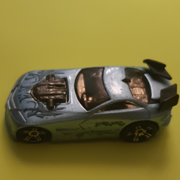 Hot wheels Mercy Breaker Diecast 1:64| 7/10 - Picture 5 of 8
